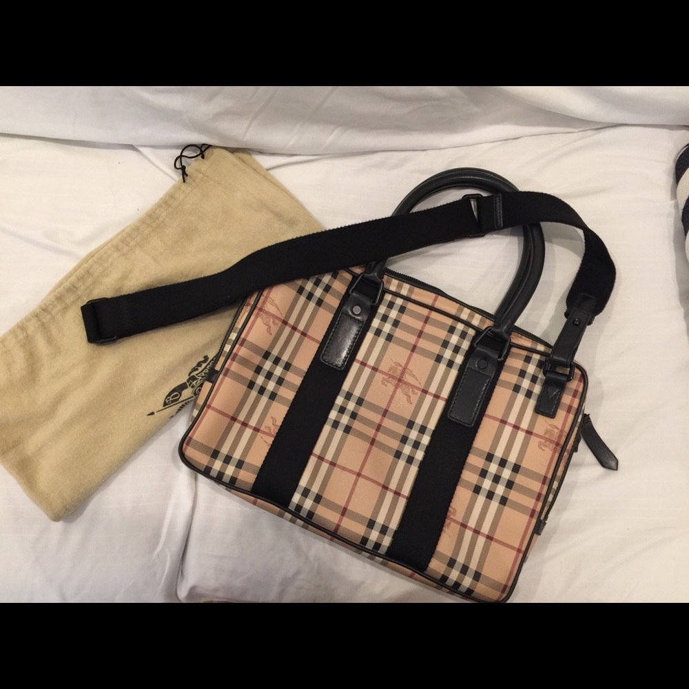 Burberry 15” Laptop Tote Bag for Men / Women.